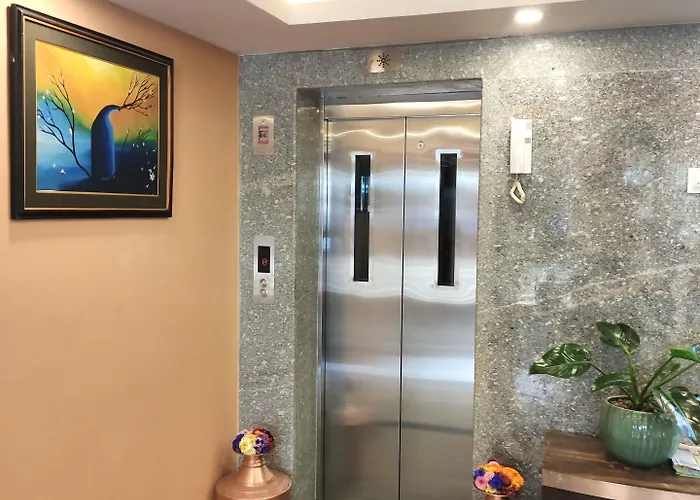 Pipal Tree Hotel
